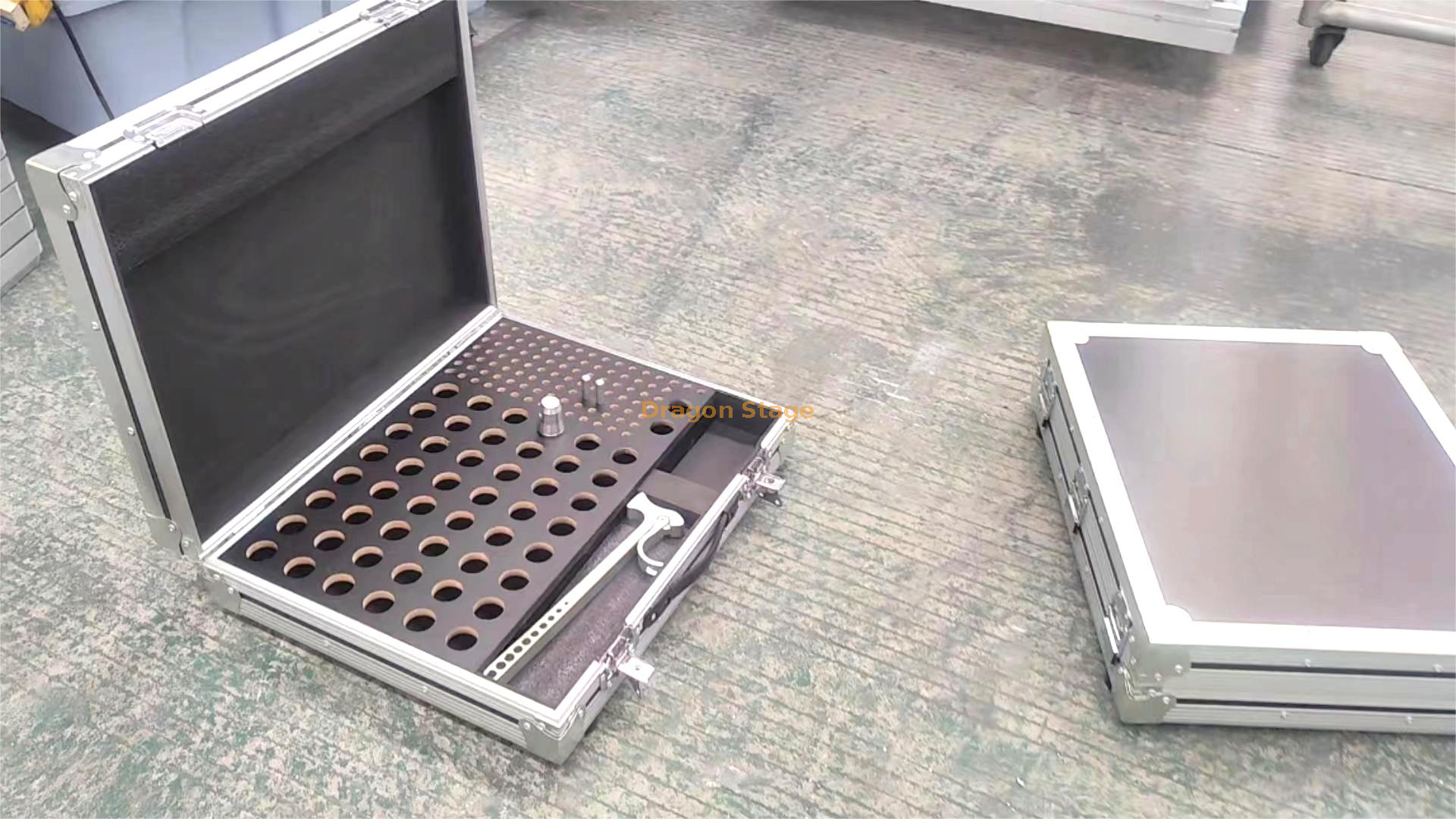 Plywood Flight Case for Truss Connectors Pins Pinclaw from China